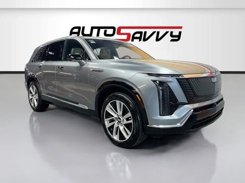 Used 2026 Cadillac Vistiq Luxury AWD/4WD image 1