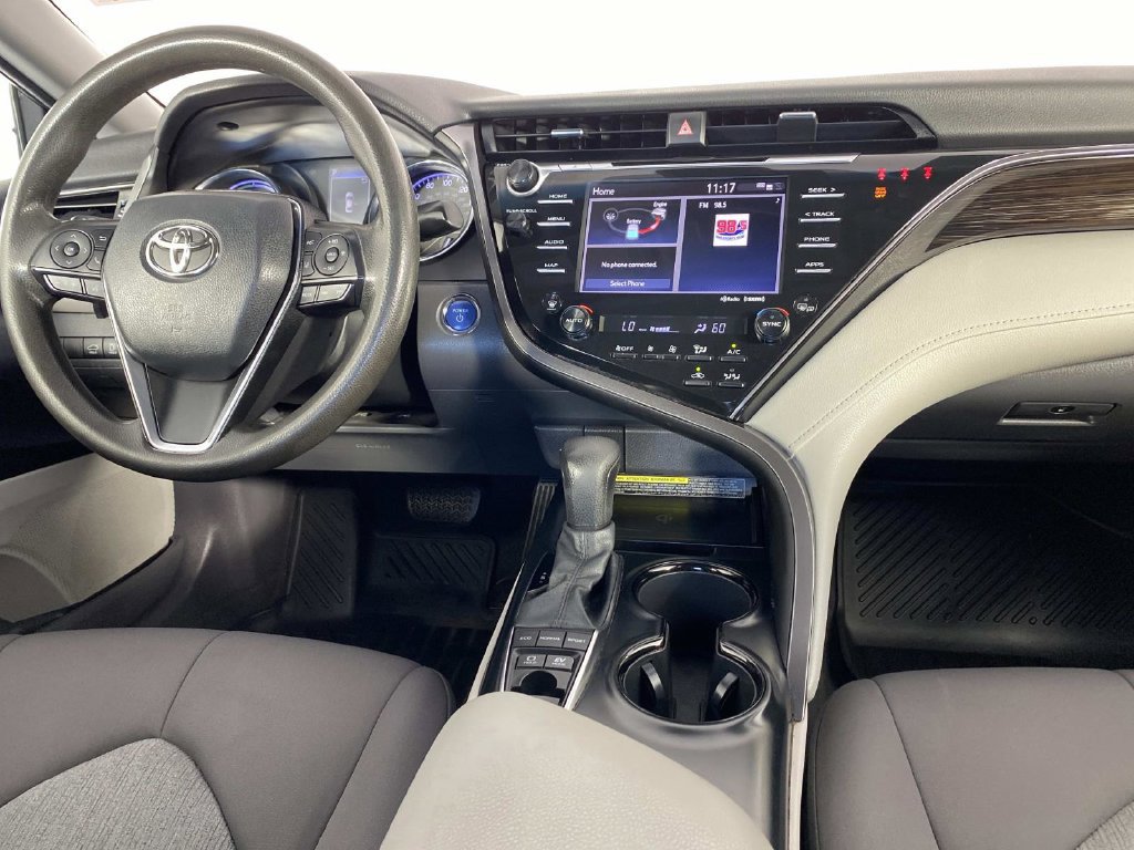 Used 2020 Toyota Camry LE w/ Sunroof Package FWD image 14