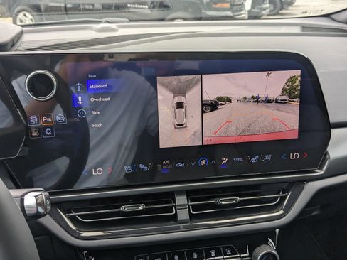 New 2025 Chevrolet Equinox EV RS image 23