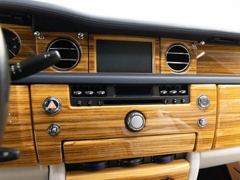 Used 2010 Rolls-Royce Phantom Coupe image 16