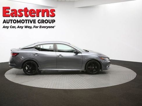 Used 2023 Nissan Sentra SR w/ Trunk Package image 44