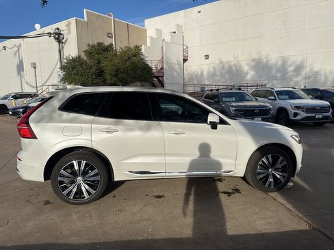 Certified 2023 Volvo XC60 B5 Plus image 6