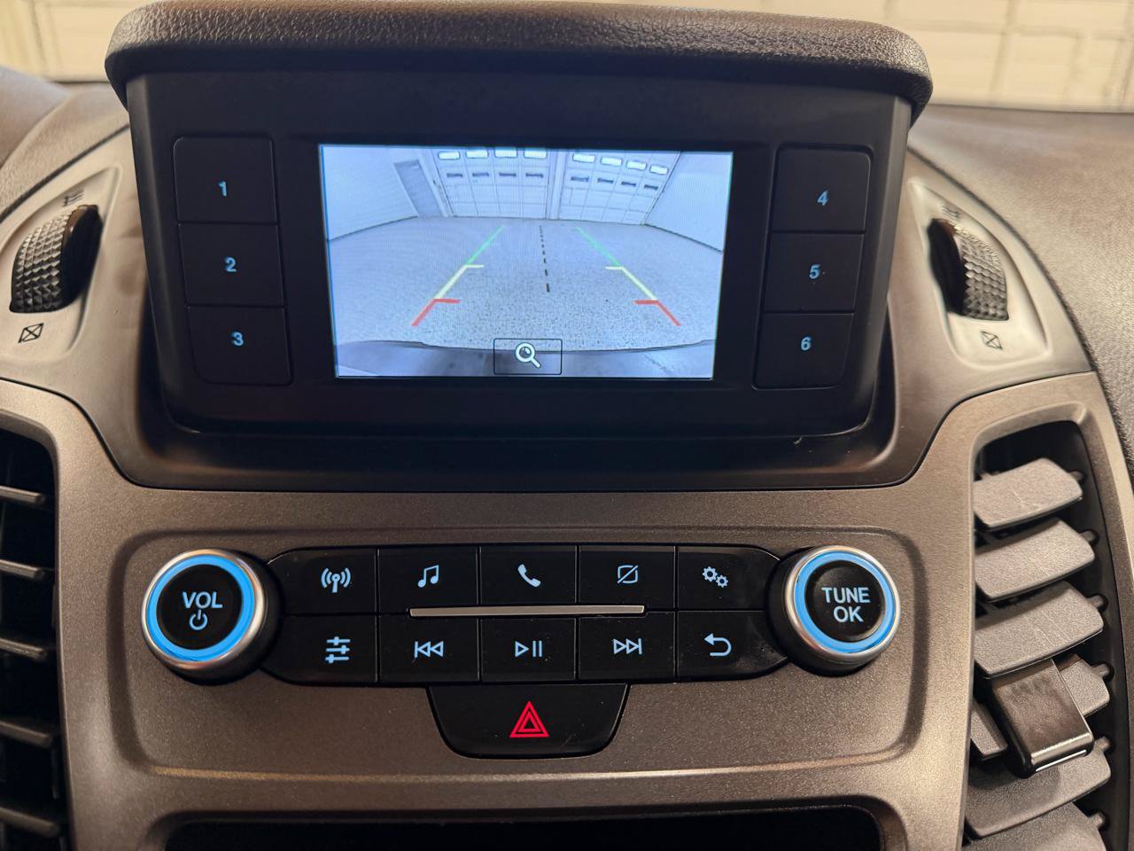Used 2023 Ford Transit Connect XL FWD image 20