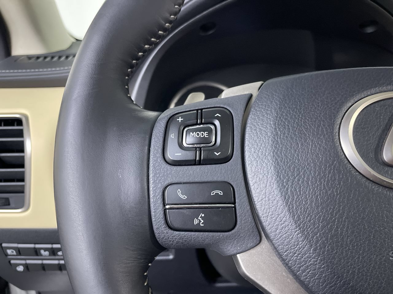 Used 2019 Lexus NX 300h AWD w/ Premium Package image 31