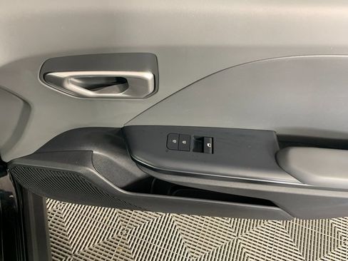 Used 2025 Kia K4 FWD image 35