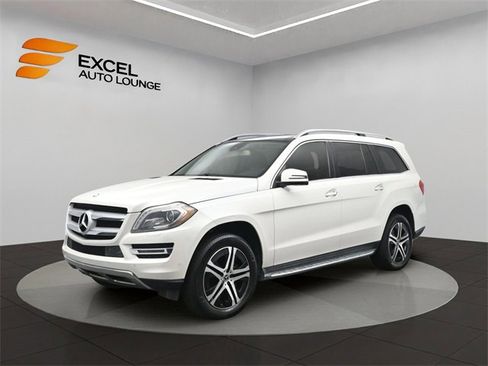 Used 2016 Mercedes-Benz GL 450 4MATIC w/ Premium I Package image 1