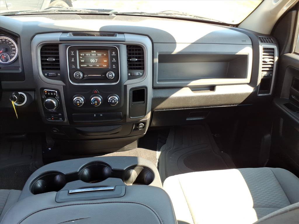 Used 2019 RAM 1500 Express AWD/4WD image 7