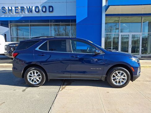 Used 2023 Chevrolet Equinox LT image 7