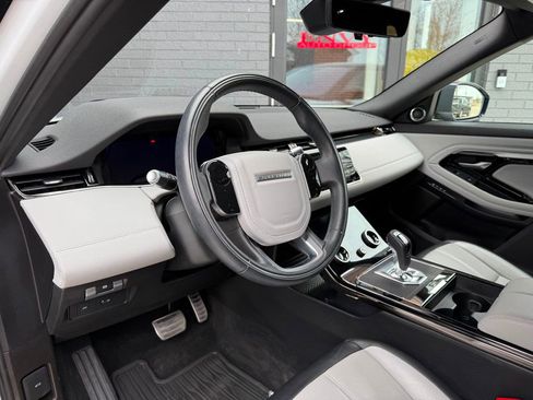 Used 2020 Land Rover Range Rover Evoque First Edition image 24