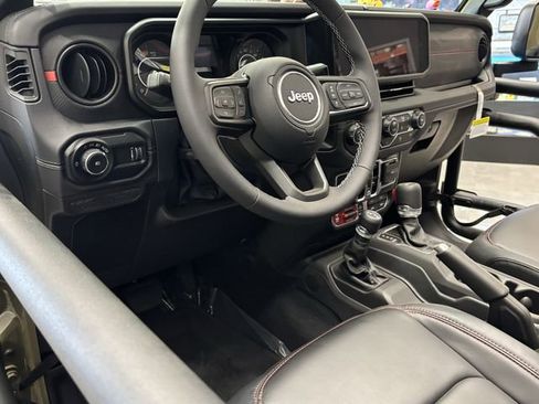 New 2025 Jeep Wrangler Unlimited Rubicon w/ Safety Group AWD/4WD image 16