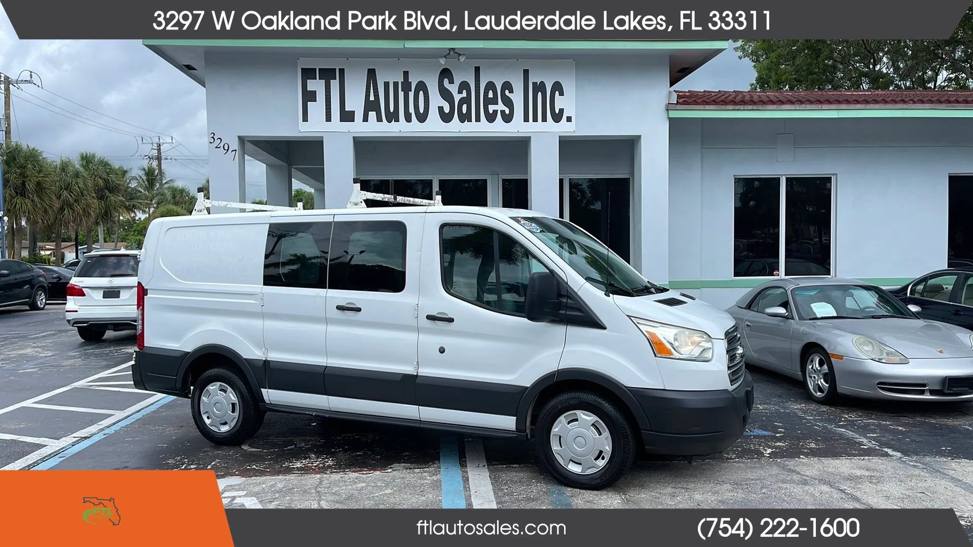 Used 2015 Ford Transit 150 130 Low Roof w/ Exterior Upgrade Package RWD image 10