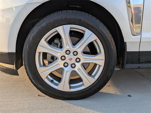 Used 2015 Cadillac SRX Performance w/ Driver Awareness Package image 6