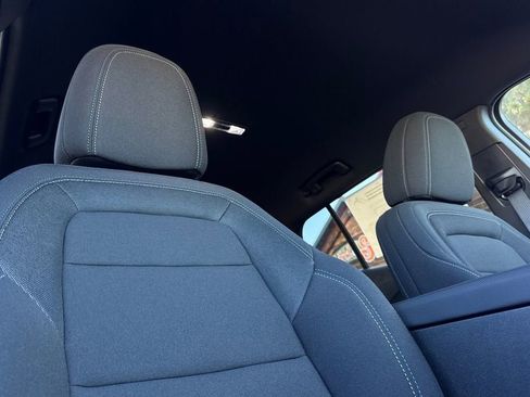 New 2026 Chevrolet Equinox EV LT w/ LPO, Blackout Package image 17