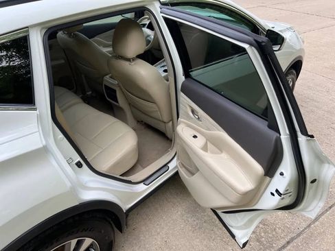 Used 2015 Nissan Murano SV image 21