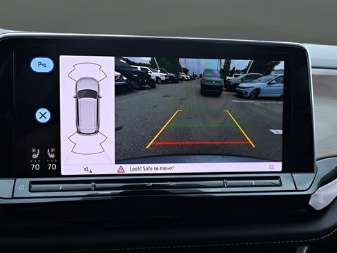 Certified 2025 Volkswagen Atlas SE AWD/4WD image 26
