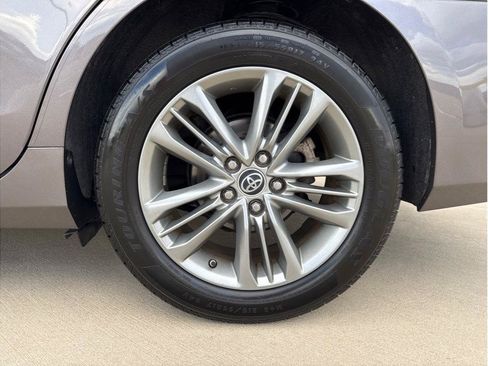 Used 2015 Toyota Camry SE w/ Protection Package FWD image 23