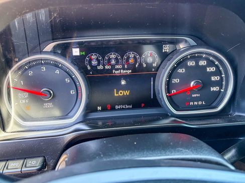 Used 2019 Chevrolet Silverado 1500 LTZ w/ Technology Package AWD/4WD image 10