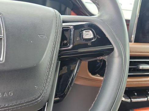 Certified 2023 Lincoln Aviator Reserve RWD image 25