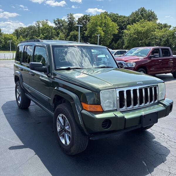 Used 2007 Jeep Commander Sport w/ Trailer Tow Group IV AWD/4WD image 1
