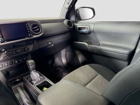 Certified 2022 Toyota Tacoma TRD Sport w/ Technology Package RWD image 23