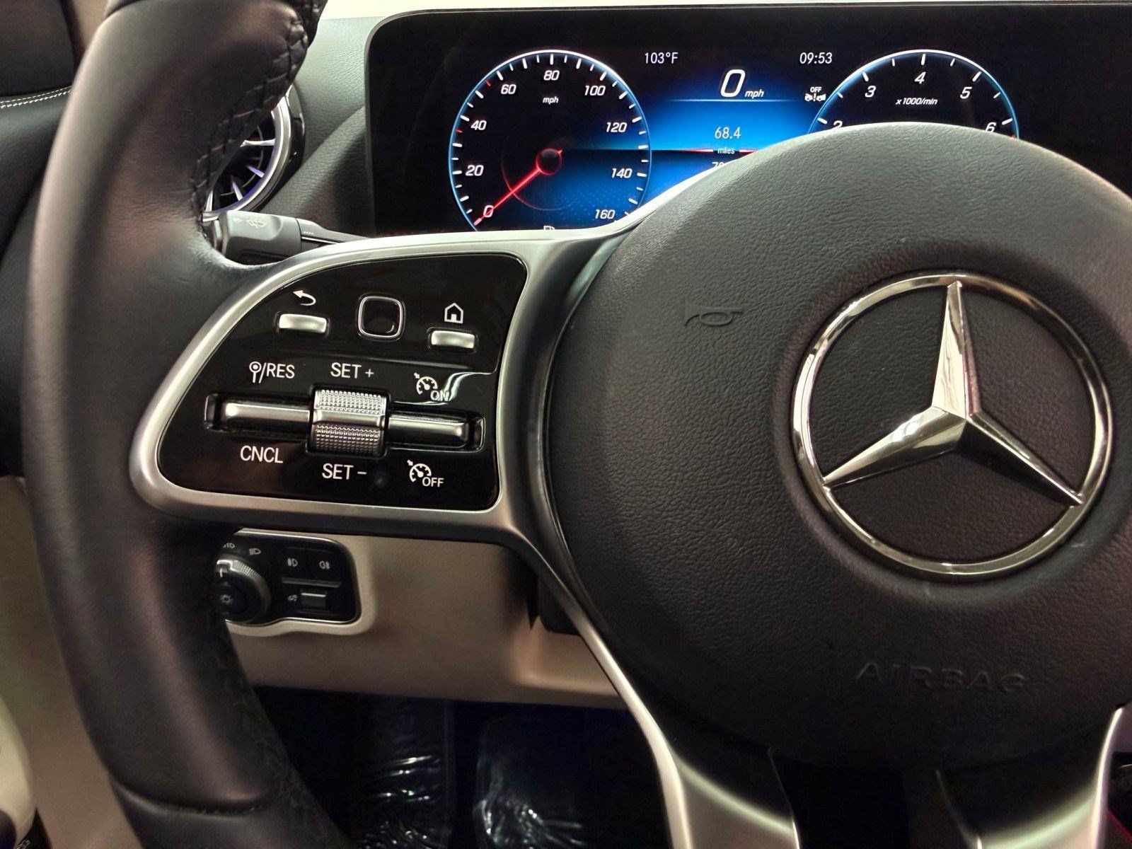 Used 2023 Mercedes-Benz GLA 250 image 13