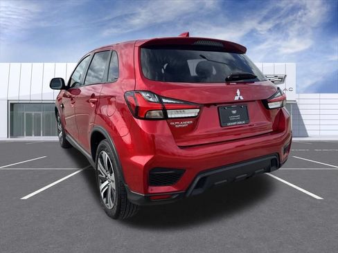 Used 2024 Mitsubishi Outlander Sport ES AWD/4WD image 12