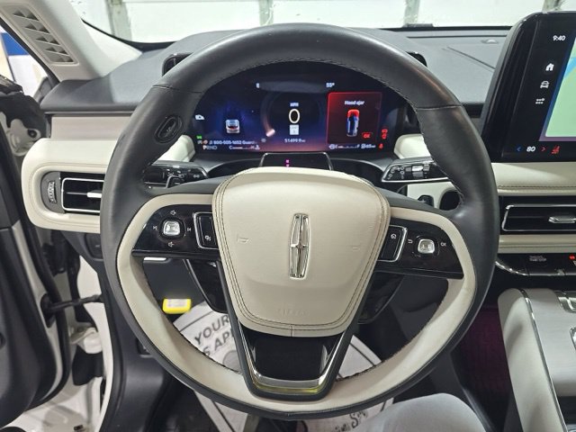 Used 2025 Lincoln Aviator Reserve w/ Equipment Group 201A AWD/4WD image 10
