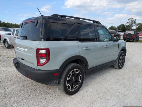 Used 2023 Ford Bronco Sport Outer Banks w/ Tech Package AWD/4WD image 4