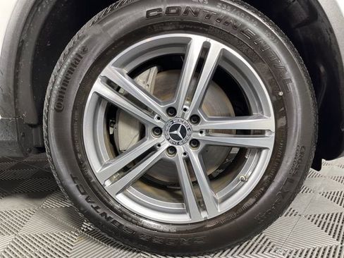 Used 2022 Mercedes-Benz GLC 300 4MATIC image 14