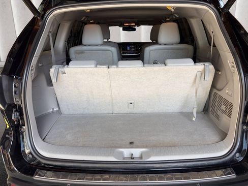Used 2015 Toyota Highlander Limited AWD/4WD image 17