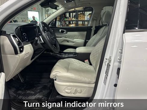 Used 2023 Kia Sorento SX AWD/4WD image 13