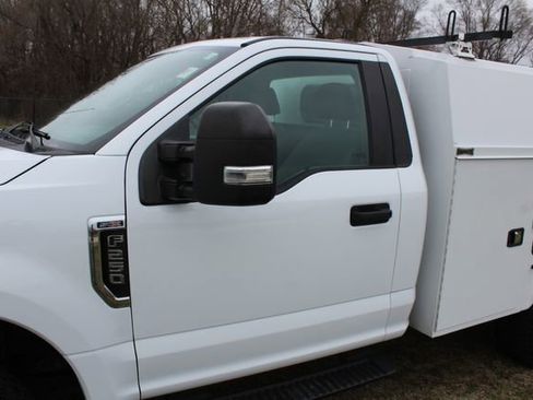 Used 2022 Ford F250 XL w/ STX Appearance Package AWD/4WD image 13