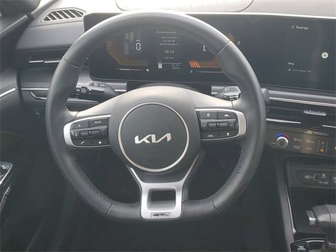 Certified 2025 Kia K5 GT-Line image 12