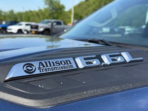 Used 2024 Chevrolet Silverado 2500 LT w/ All Star Edition AWD/4WD image 9