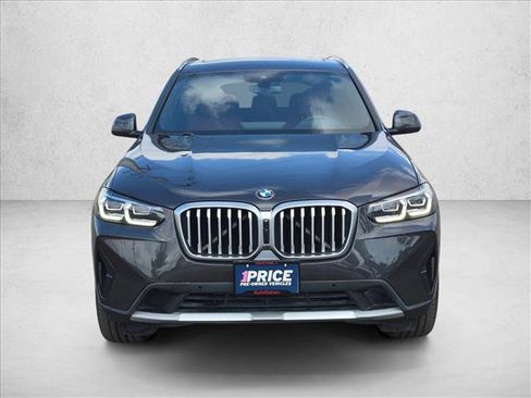 Used 2024 BMW X3 sDrive30i w/ Premium Package w/ZPA RWD image 2