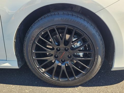 Used 2024 Toyota Camry LE image 9