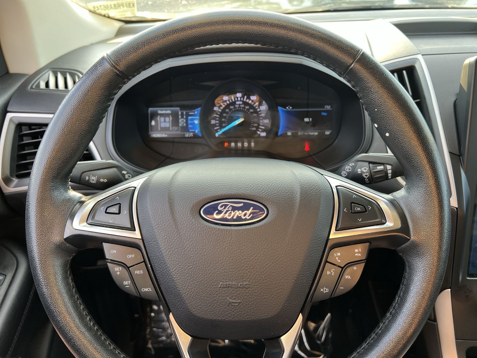 Used 2024 Ford Edge SEL AWD/4WD image 16