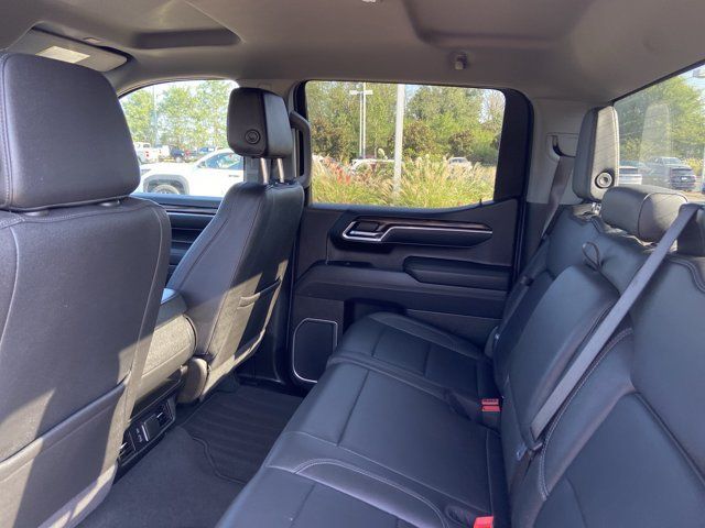 Used 2025 GMC Sierra 1500 SLT AWD/4WD image 17