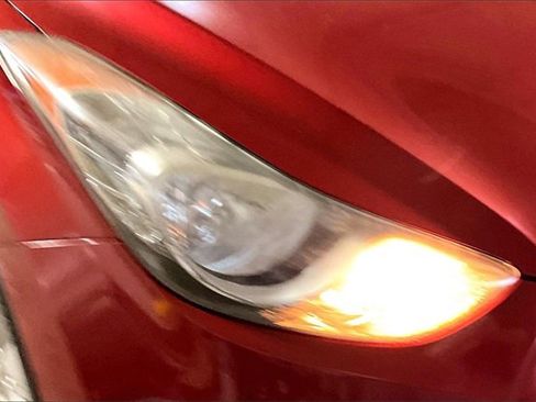 Used 2011 Hyundai Elantra GLS w/ Navigation Pkg 4 image 30