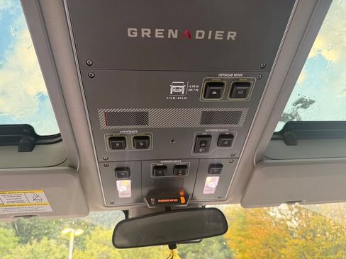 Used 2024 INEOS Grenadier Station Wagon AWD/4WD image 12
