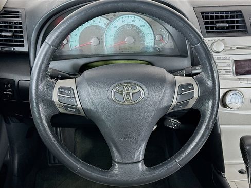 Used 2011 Toyota Camry SE image 18