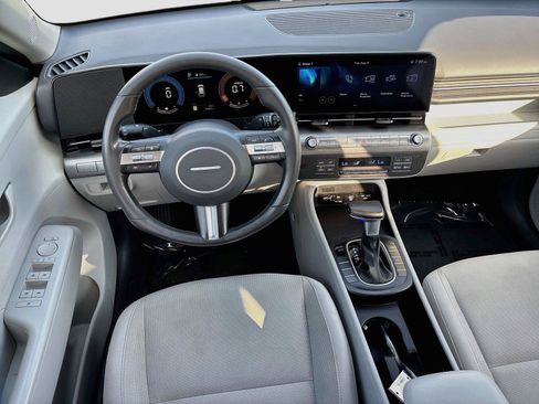 Used 2025 Hyundai Kona SEL FWD image 20