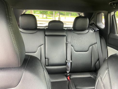 Used 2025 Jeep Compass Limited AWD/4WD image 22