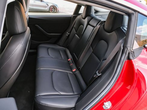 Used 2018 Tesla Model 3 Long Range RWD image 31