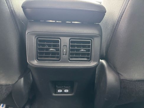 Used 2025 Toyota RAV4 XLE image 24