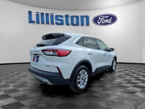 Used 2021 Ford Escape SE image 7