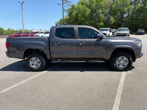 Used 2019 Toyota Tacoma SR w/ SR Convenience Package image 3