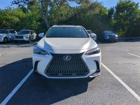 Used 2024 Lexus NX 250 FWD w/ Premium Package image 8