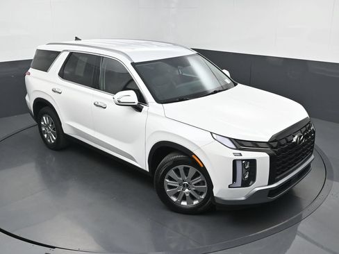 Used 2024 Hyundai Palisade SEL FWD image 33