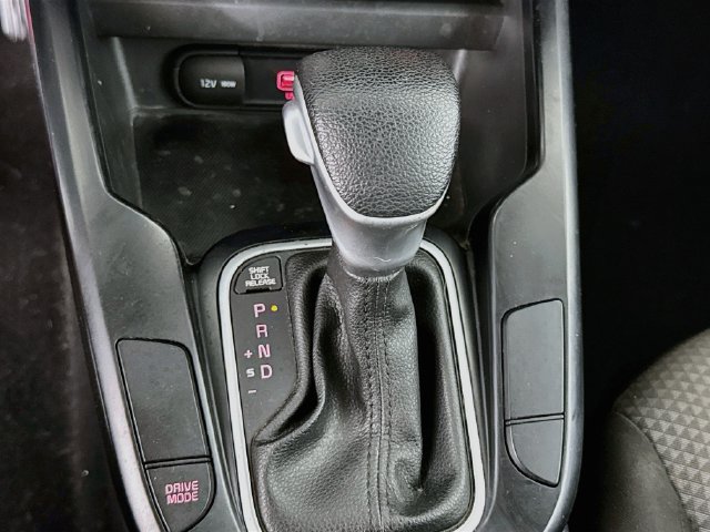 Used 2020 Kia Soul LX FWD image 17
